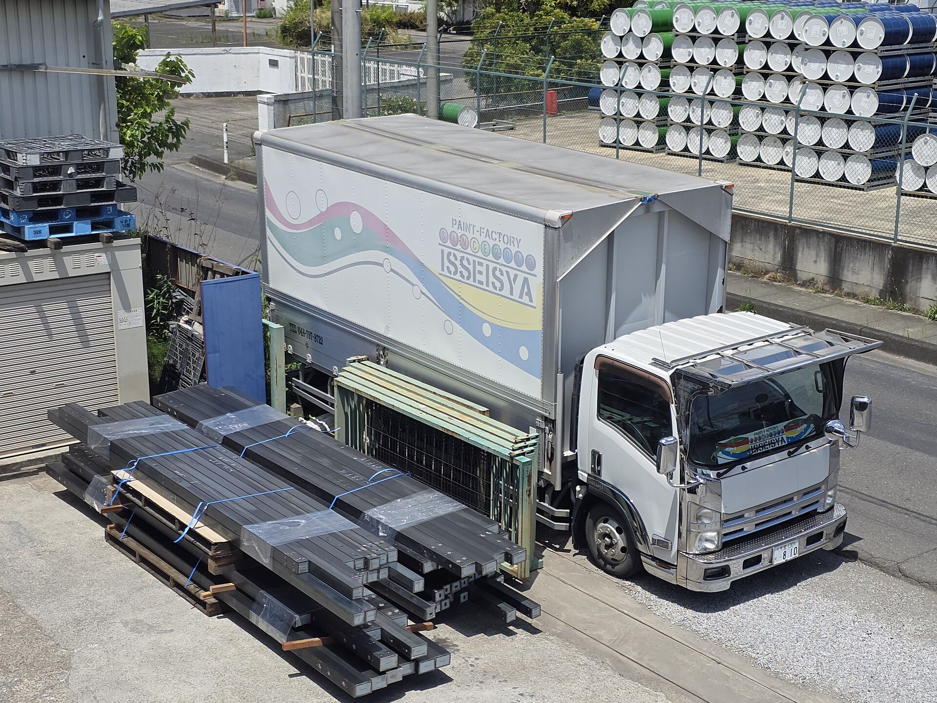今日も朝からせっせと仕事に！